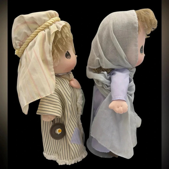 Vintage Precious Moments Mary & Joseph Applause Nativity Dolls Doll Stand GUC - Picture 2 of 15